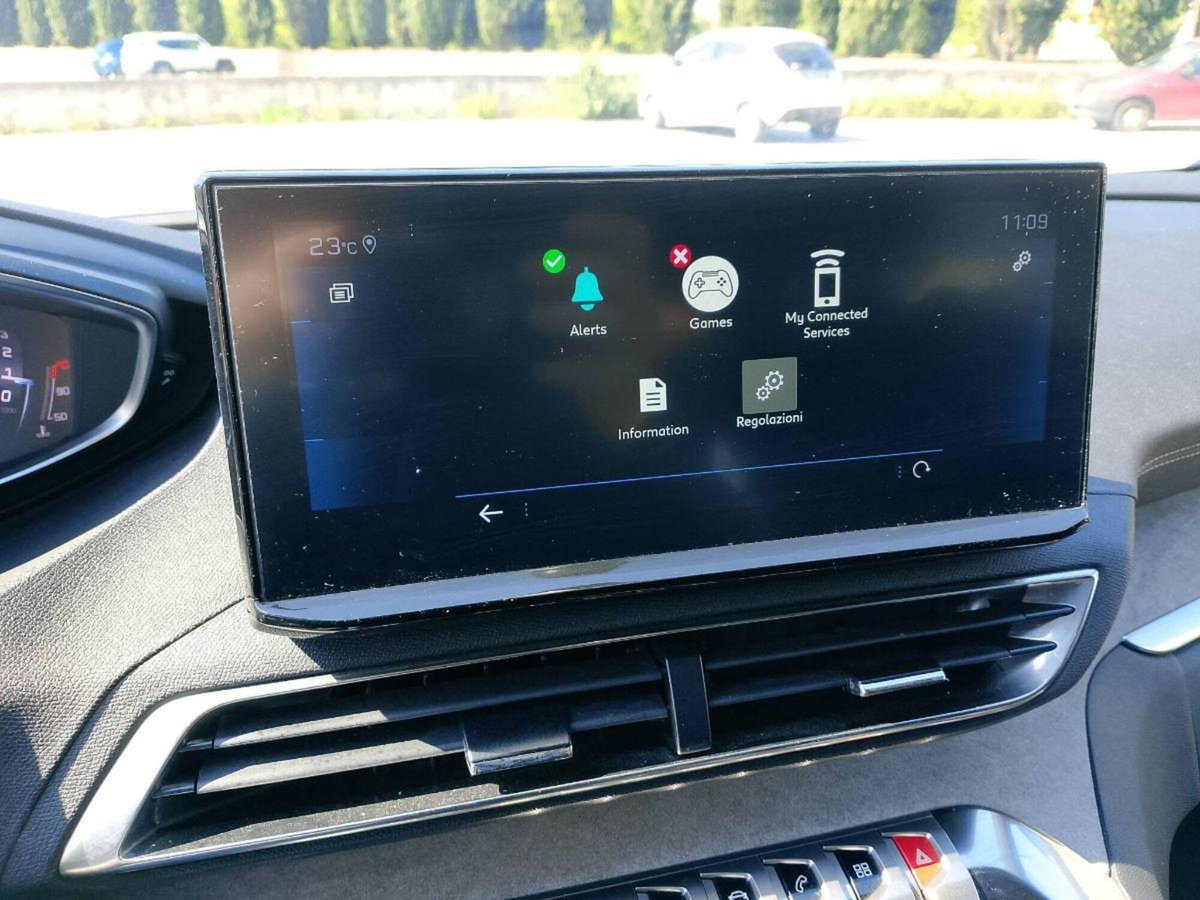 Peugeot 3008 BlueHDi 130 S&S EAT8 GT Line (14)
