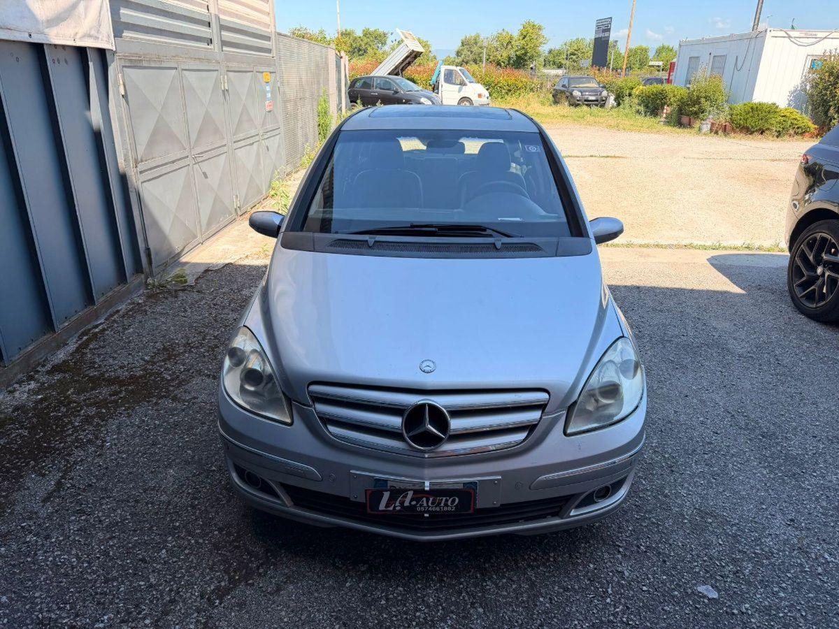 Mercedes-Benz Classe B 200 CDI Chrome (5)