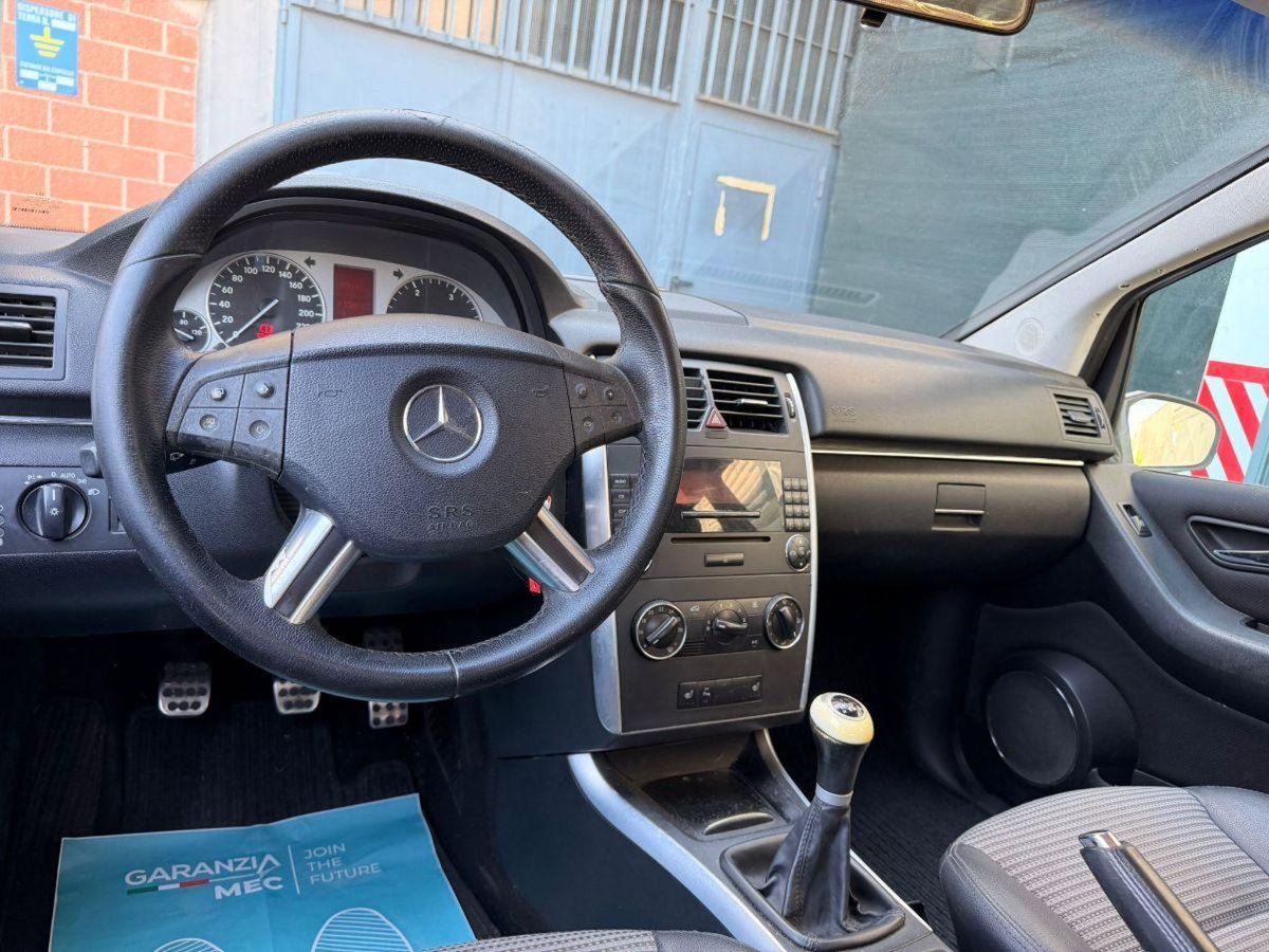 Mercedes-Benz Classe B 200 CDI Chrome (7)