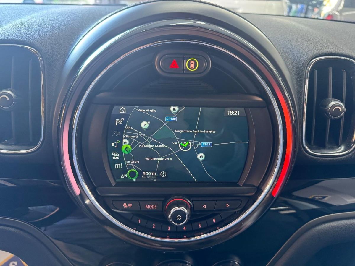 MINI Mini Countryman 2.0 Cooper D Hype Countryman (14)
