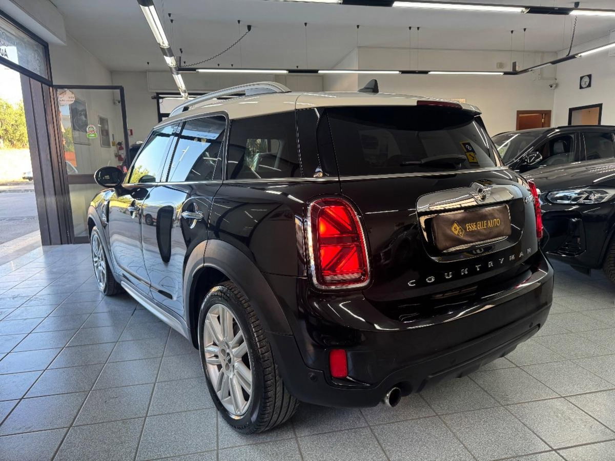 MINI Mini Countryman 2.0 Cooper D Hype Countryman (7)