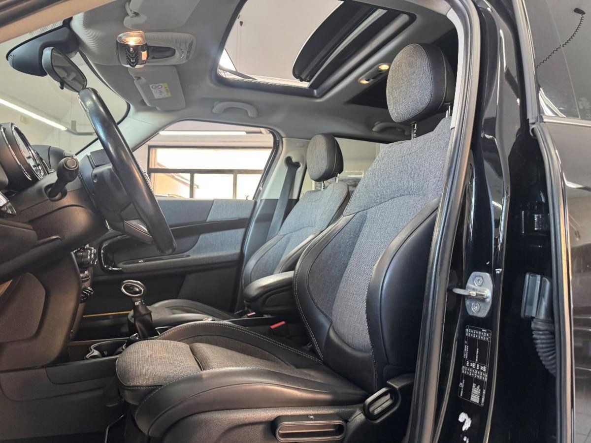MINI Mini Countryman 2.0 Cooper D Hype Countryman (9)