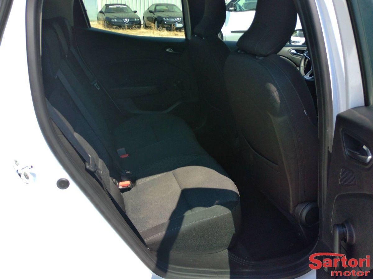 Renault Clio TCe 100 CV 5 porte Edition One (10)