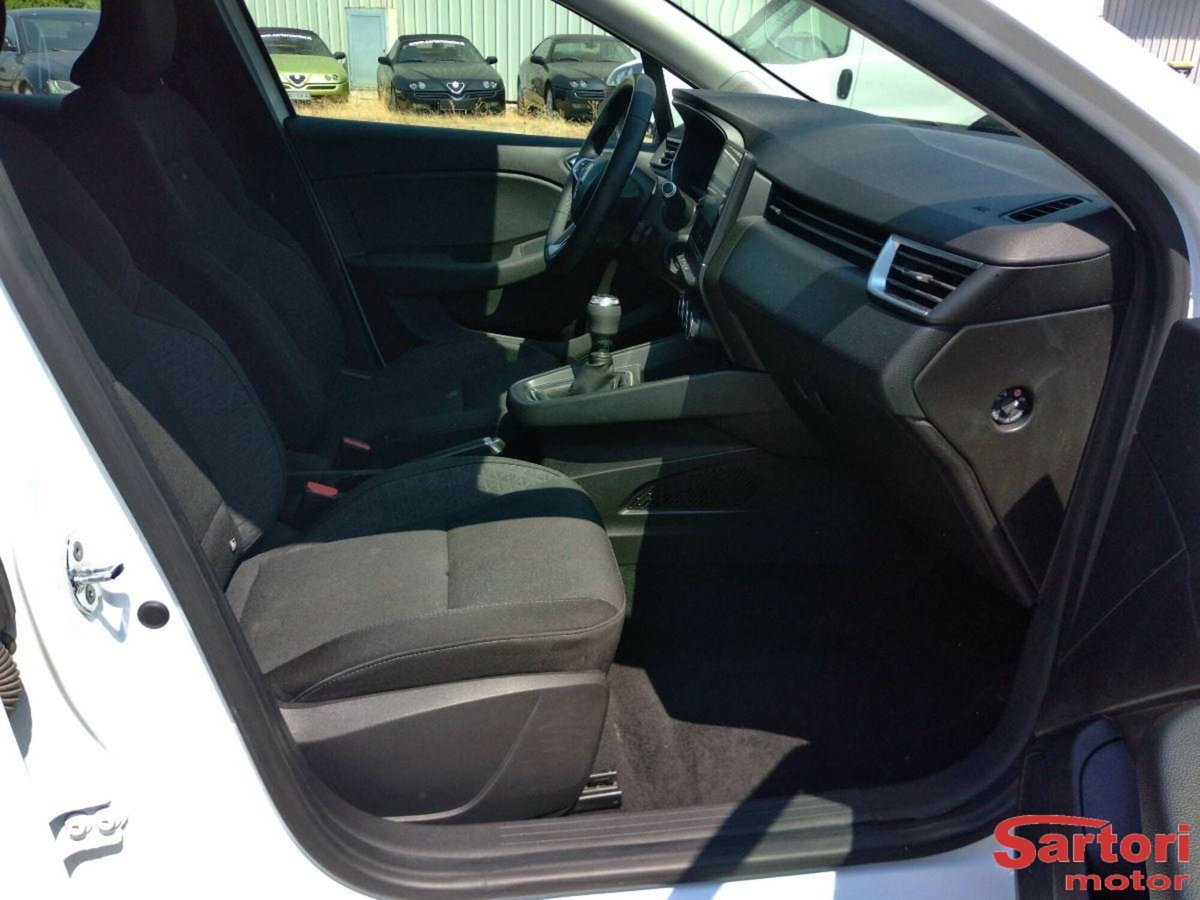 Renault Clio TCe 100 CV 5 porte Edition One (8)