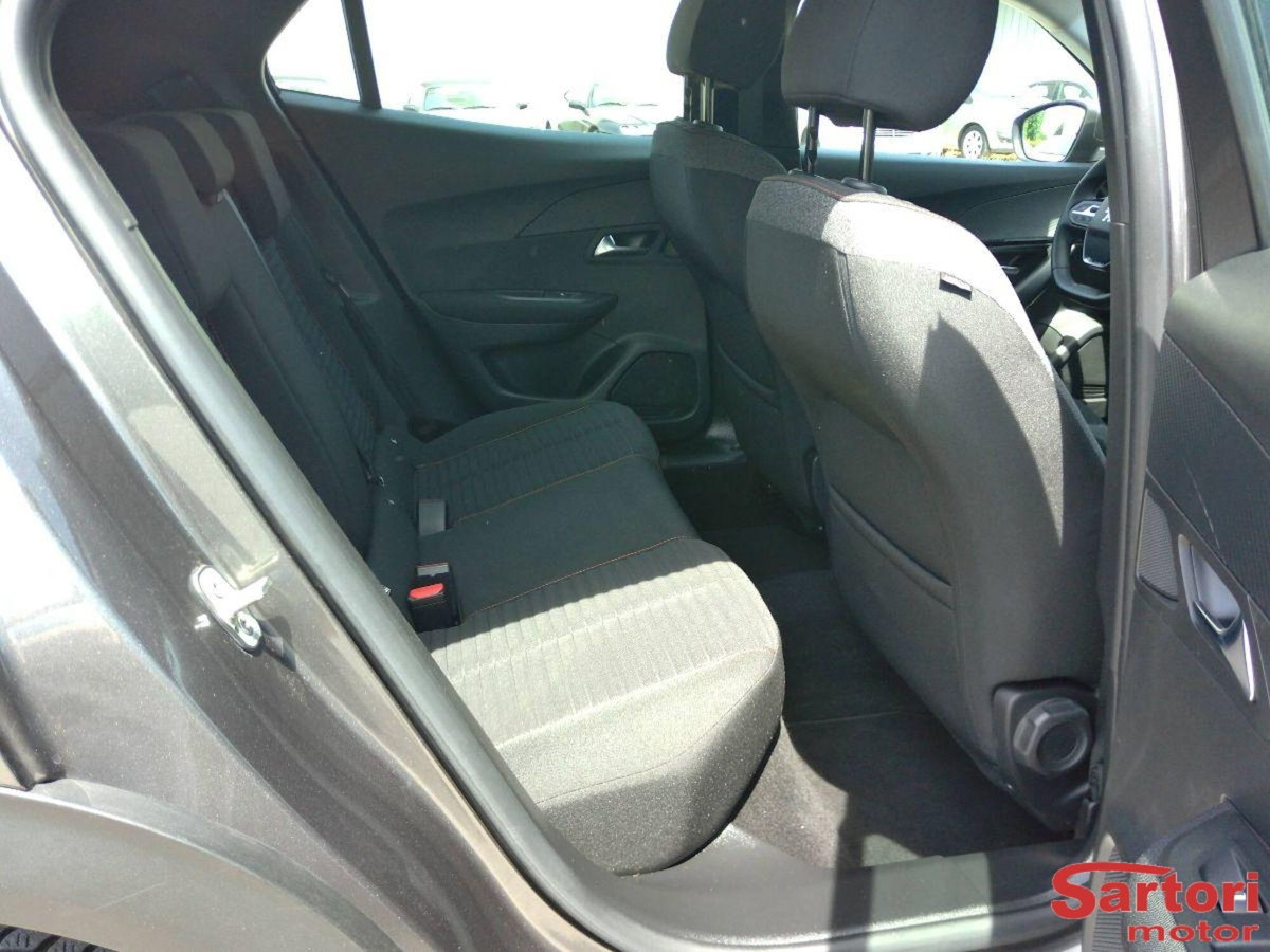 Peugeot 2008 PureTech 100 S&S Active (9)