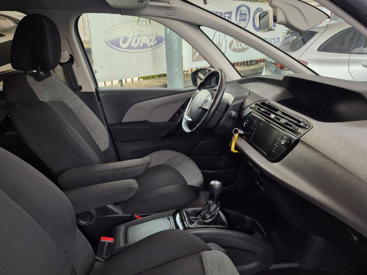 Citroen C4 Picasso BlueHDi 120 S&S Shine (19)
