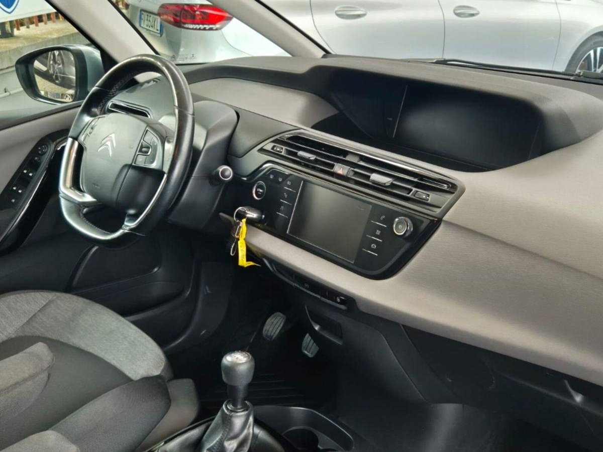 Citroen C4 Picasso BlueHDi 120 S&S Shine (2)