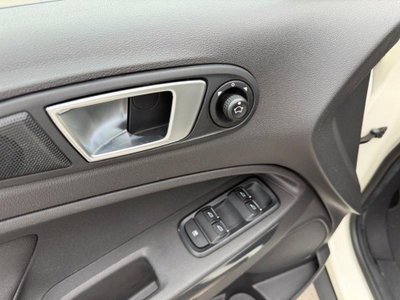 Ford EcoSport 1.0 EcoBoost 125 CV Titanium (14)