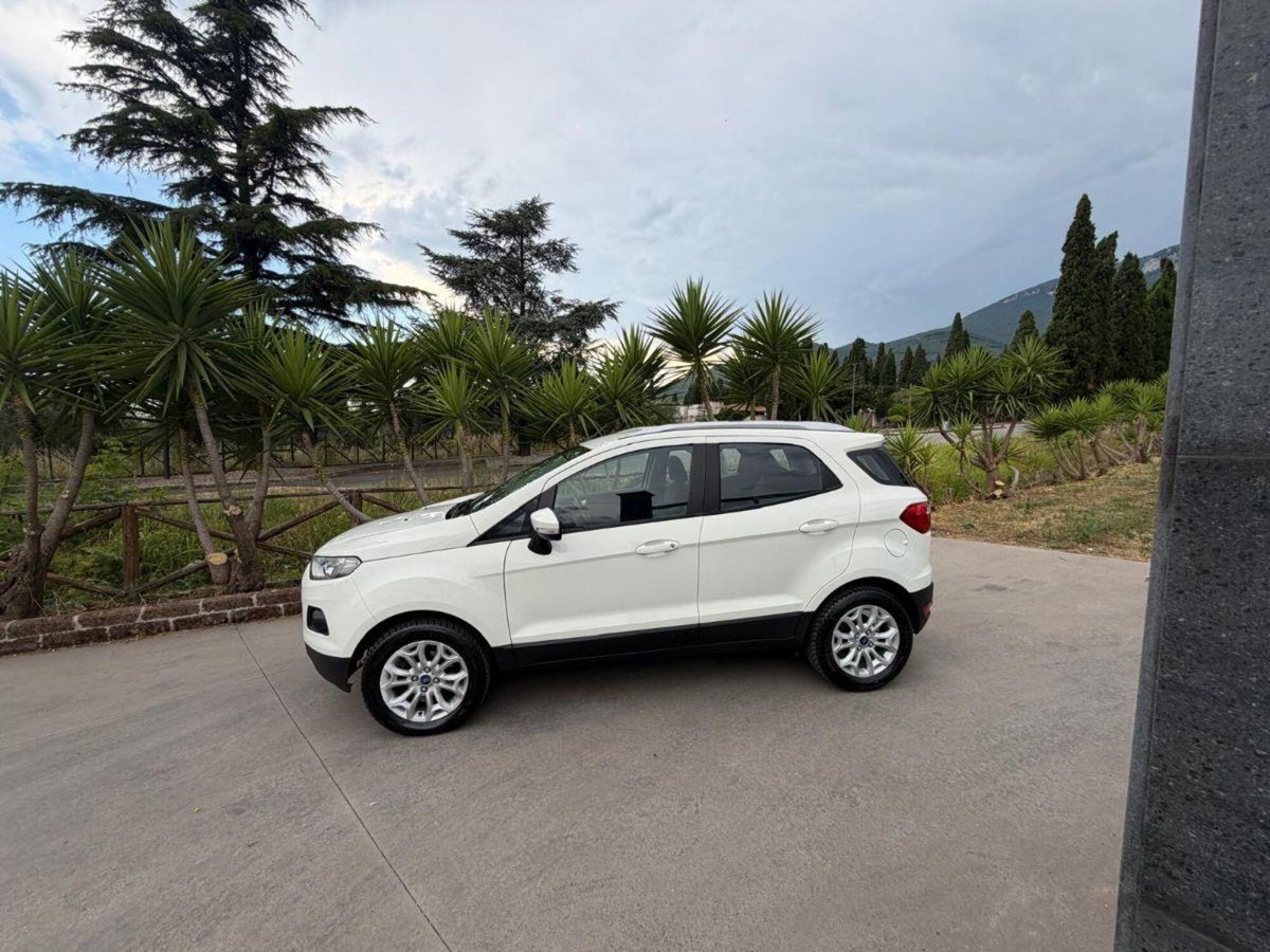 Ford EcoSport 1.0 EcoBoost 125 CV Titanium (2)