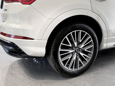 Audi Q3 2.0 TDI 150 CV quattro S tronic Business (17)