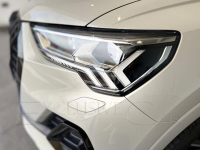 Audi Q3 2.0 TDI 150 CV quattro S tronic Business (7)