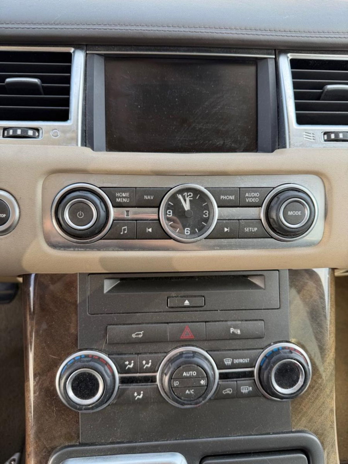 Land Rover Range Rover Sport 3.0 SDV6 HSE (11)