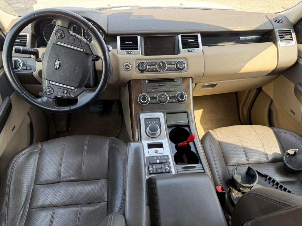 Land Rover Range Rover Sport 3.0 SDV6 HSE (7)