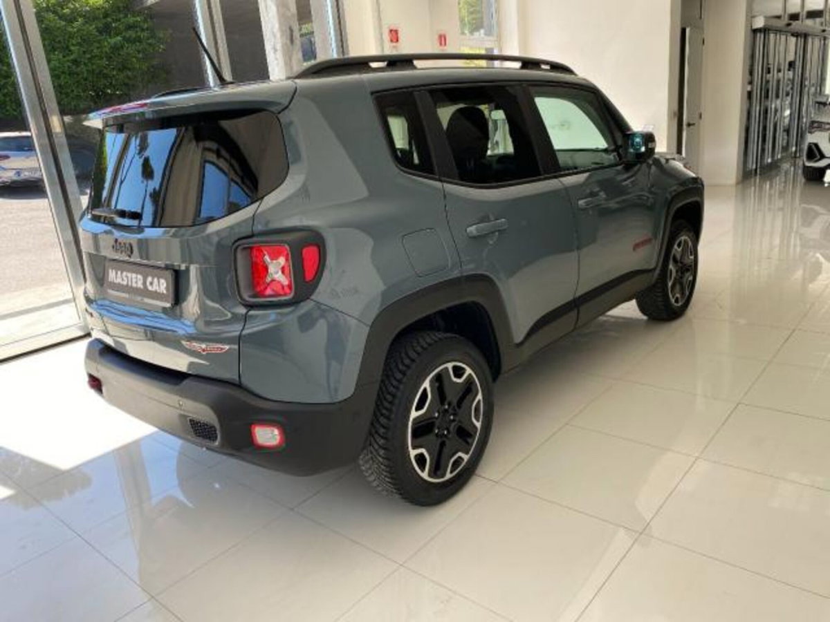 Jeep Renegade 2.0 Mjt 170CV 4WD Active Drive Low Trailhawk (4)