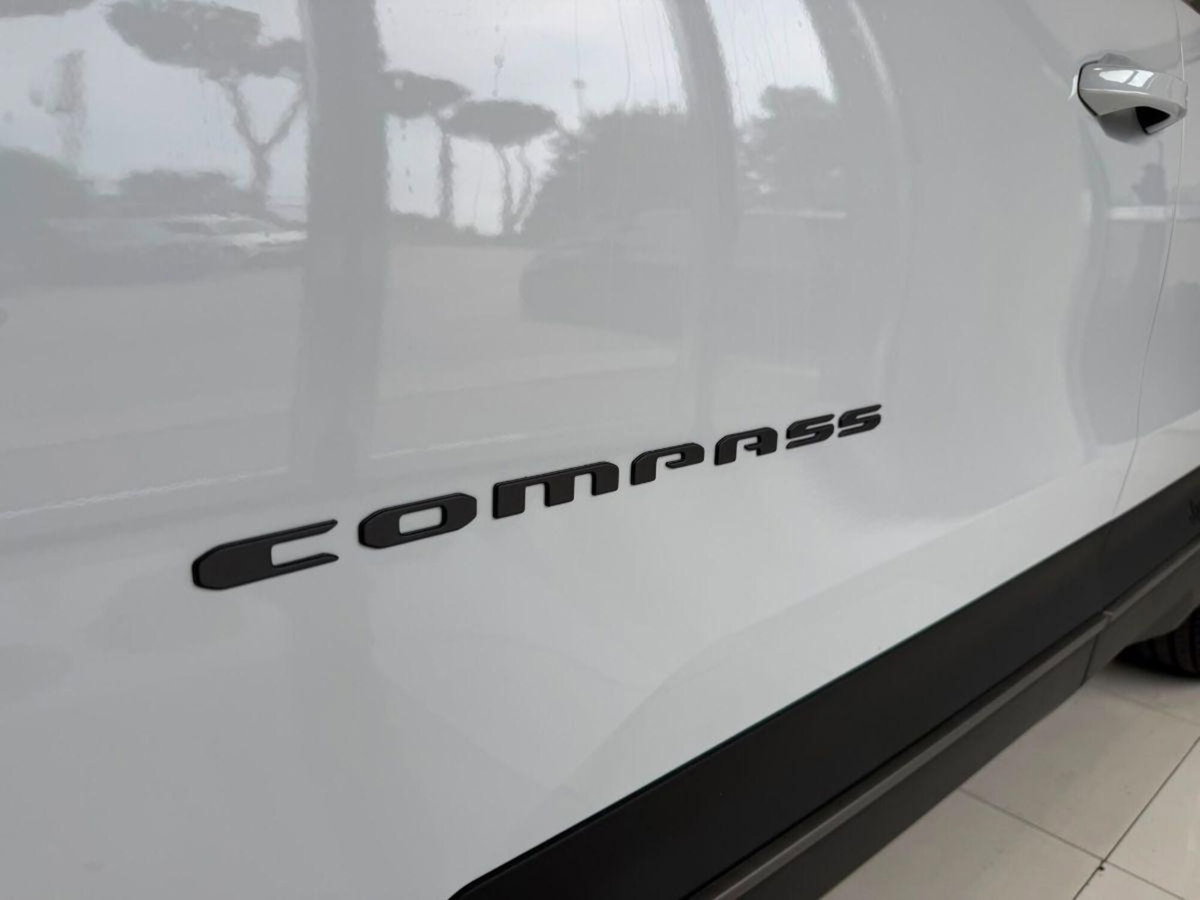 Jeep Compass 1.4 MultiAir 2WD Limited (2)