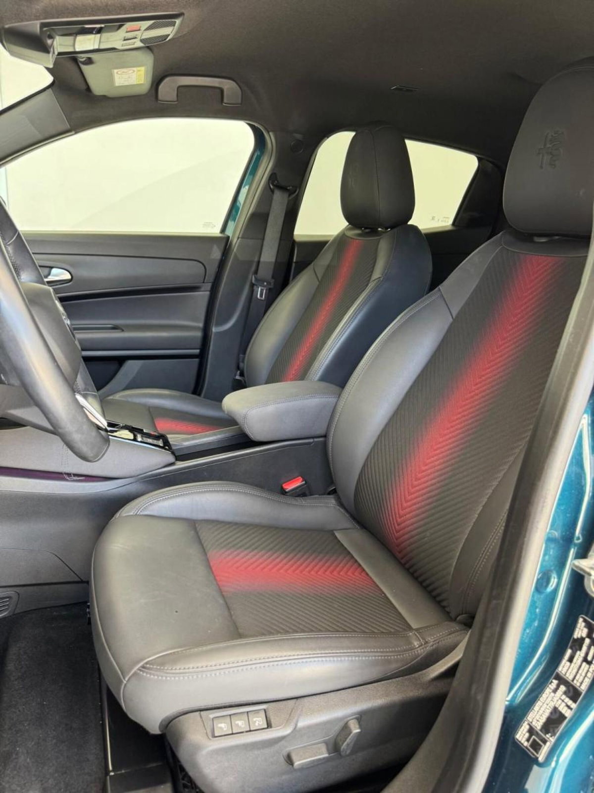 Alfa Romeo Junior elettrica Speciale 156cv (10)
