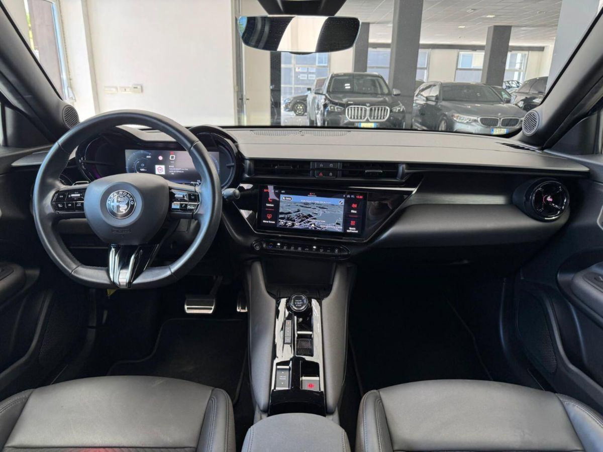 Alfa Romeo Junior elettrica Speciale 156cv (12)