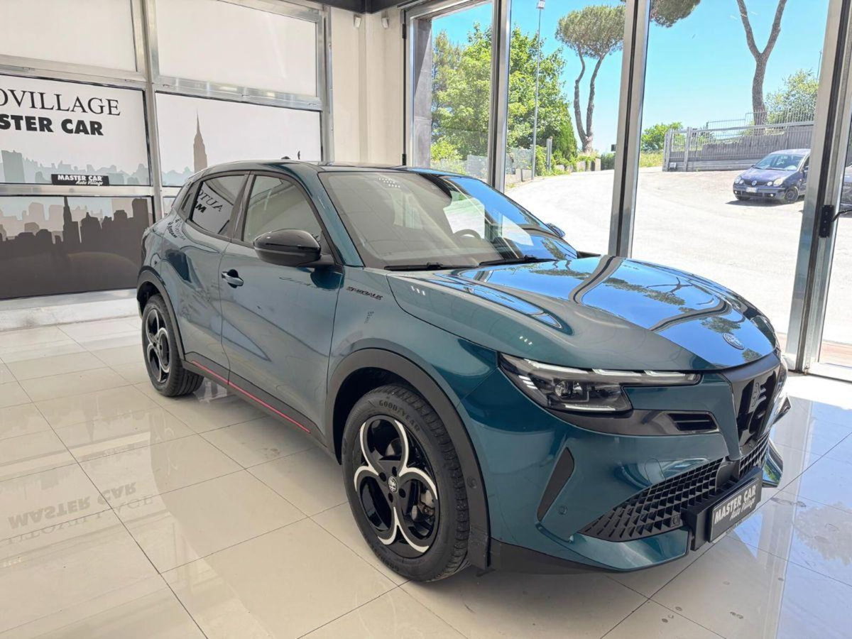 Alfa Romeo Junior elettrica Speciale 156cv (3)
