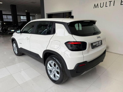Jeep Avenger 1.2 turbo Altitude fwd 100cv (2)