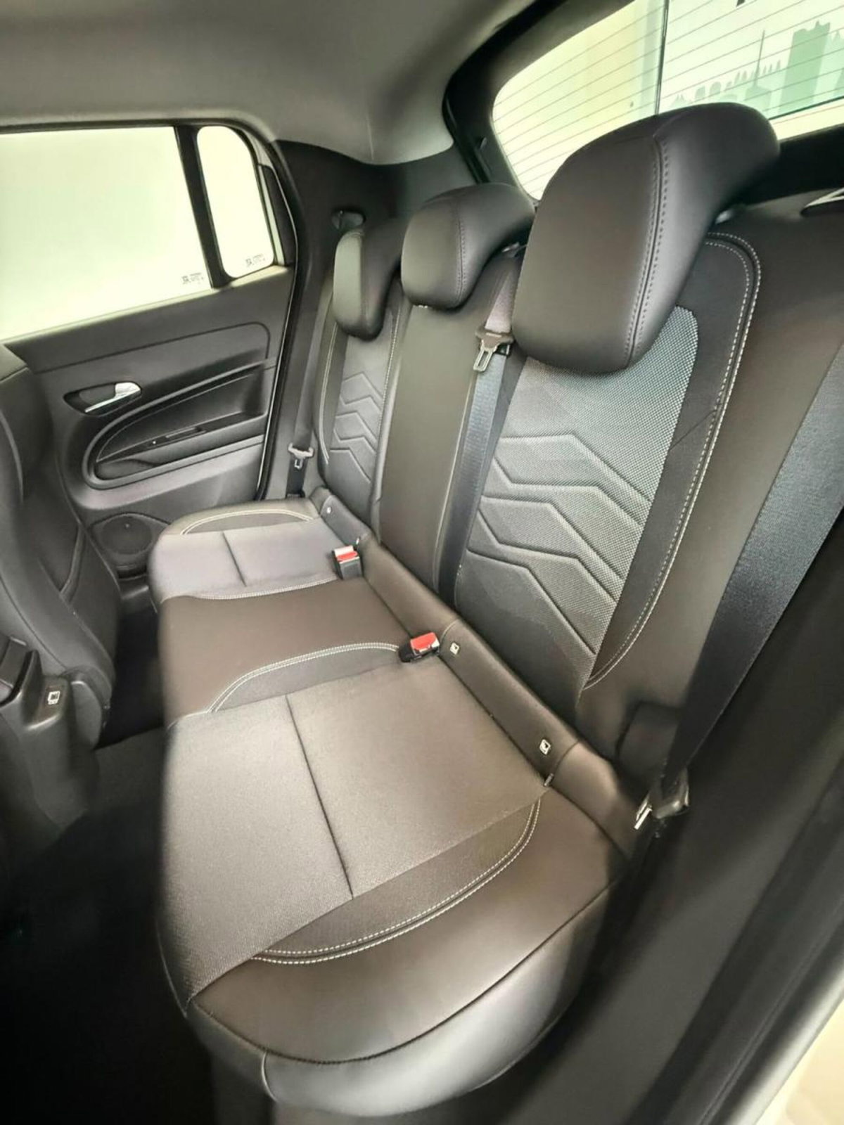 Jeep Avenger 1.2 turbo Altitude fwd 100cv (20)