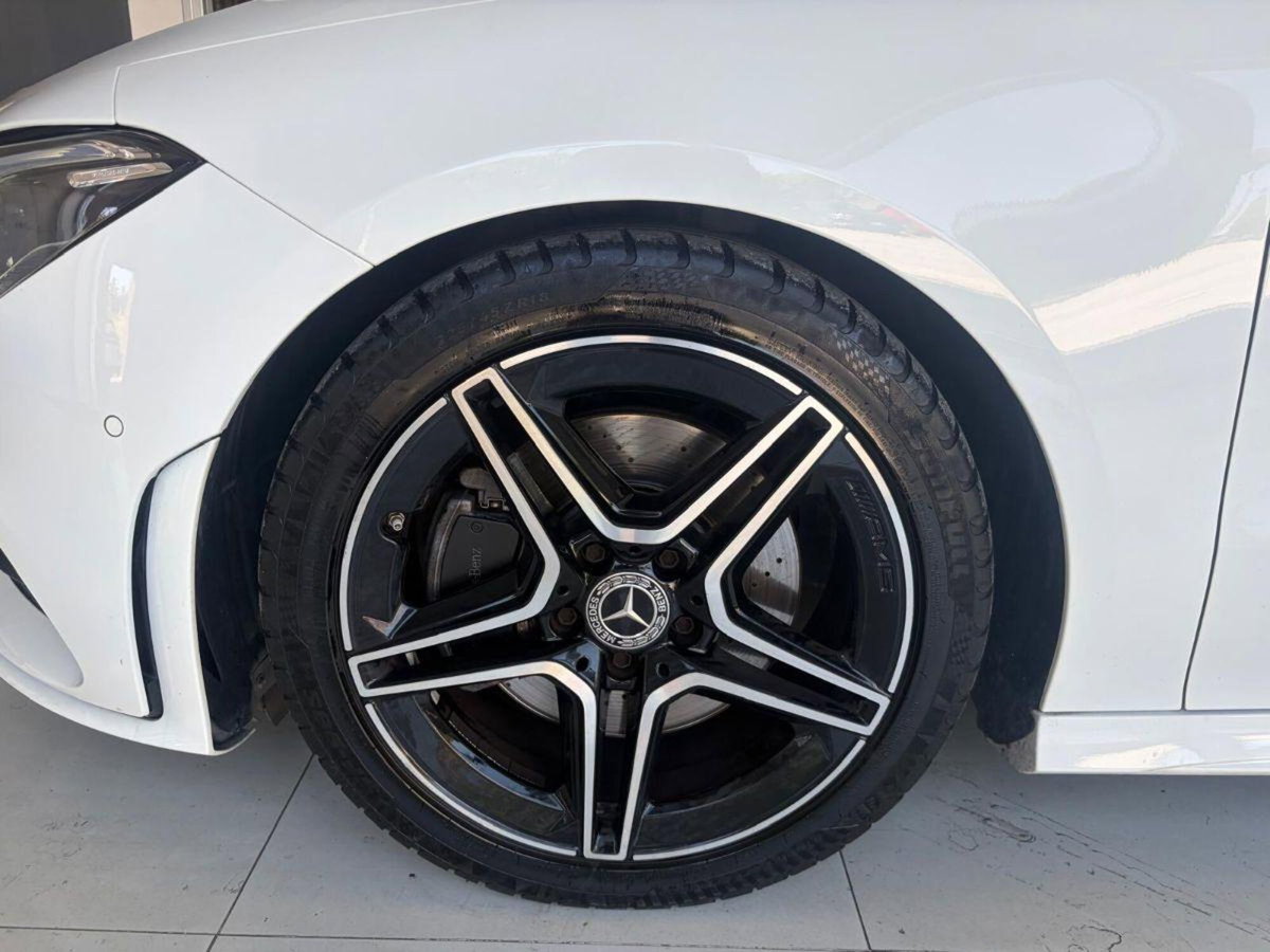 Mercedes-Benz CLA Shooting Brake 200 d Shooting Brake Premium (9)