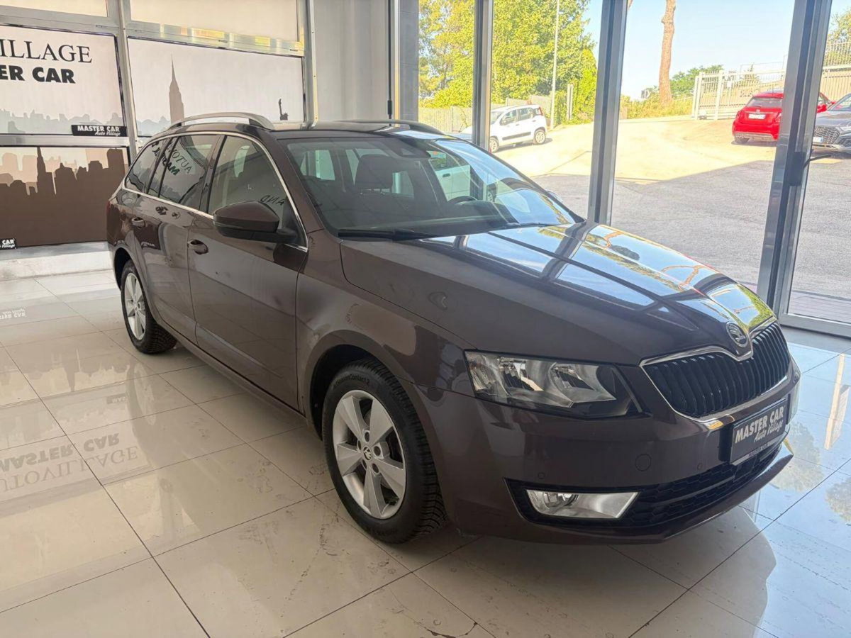 Skoda Octavia Station Wagon 1.4 TSI DSG Wagon Style G-Tec (3)