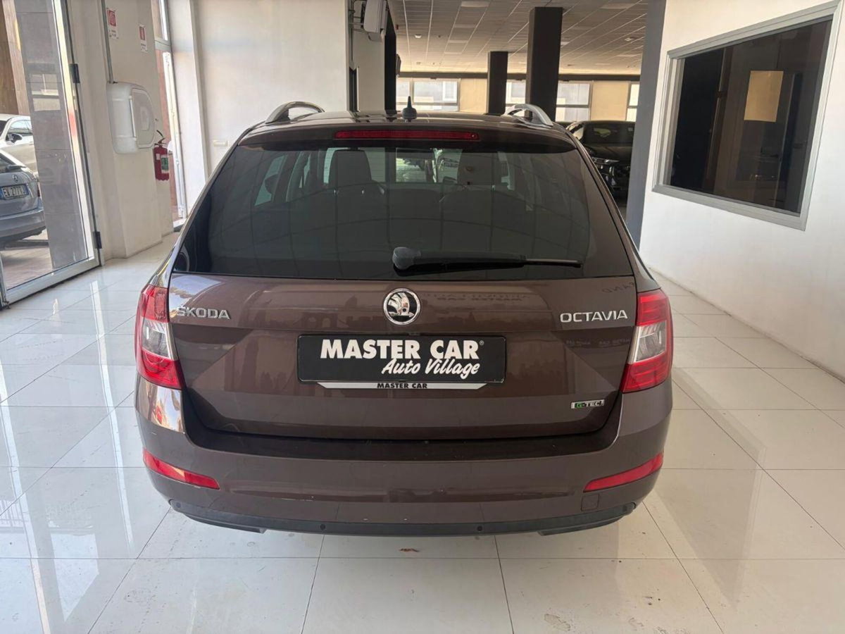 Skoda Octavia Station Wagon 1.4 TSI DSG Wagon Style G-Tec (6)