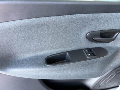 Lancia Ypsilon 1.0 FireFly 5 porte S&S Hybrid Silver Plus (14)
