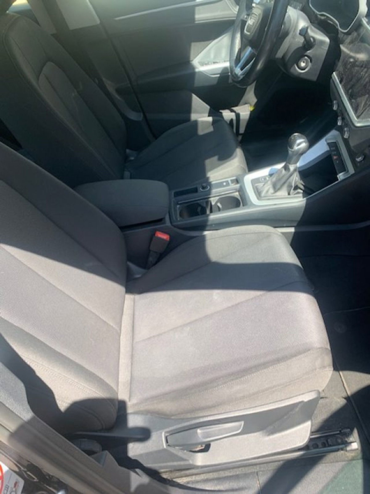 Audi Q3 35 TDI Business Advanced (3)