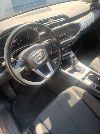 Audi Q3 35 TDI Business Advanced (7)