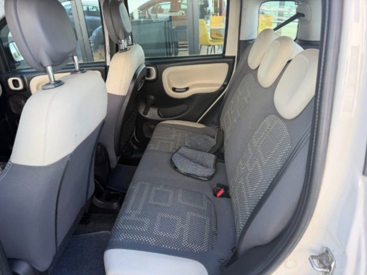 Fiat Panda 1.3 MJT S&S 4x4 (10)