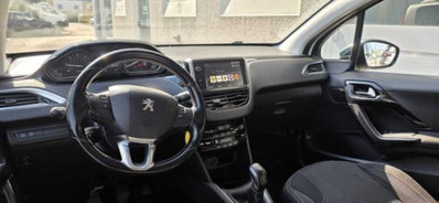 Peugeot 208 75 5 porte Touch (5)