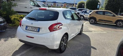 Peugeot 208 75 5 porte Touch (8)