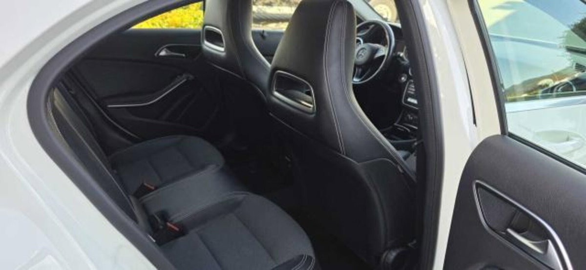 Mercedes-Benz Classe A 180 CDI Executive (13)
