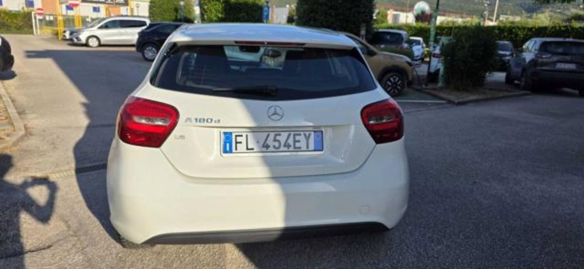 Mercedes-Benz Classe A 180 CDI Executive (6)