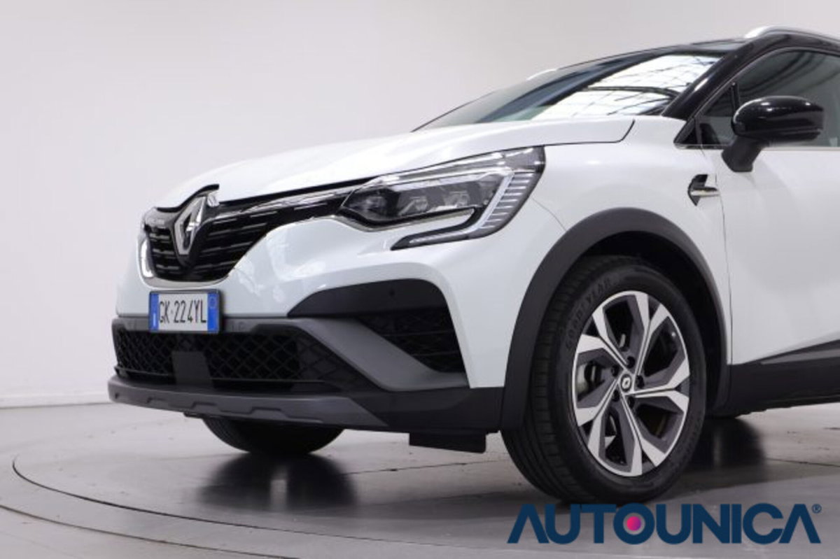 Renault Captur Full Hybrid E-Tech 145 CV RS Line (11)