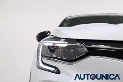 Renault Captur Full Hybrid E-Tech 145 CV RS Line (13)