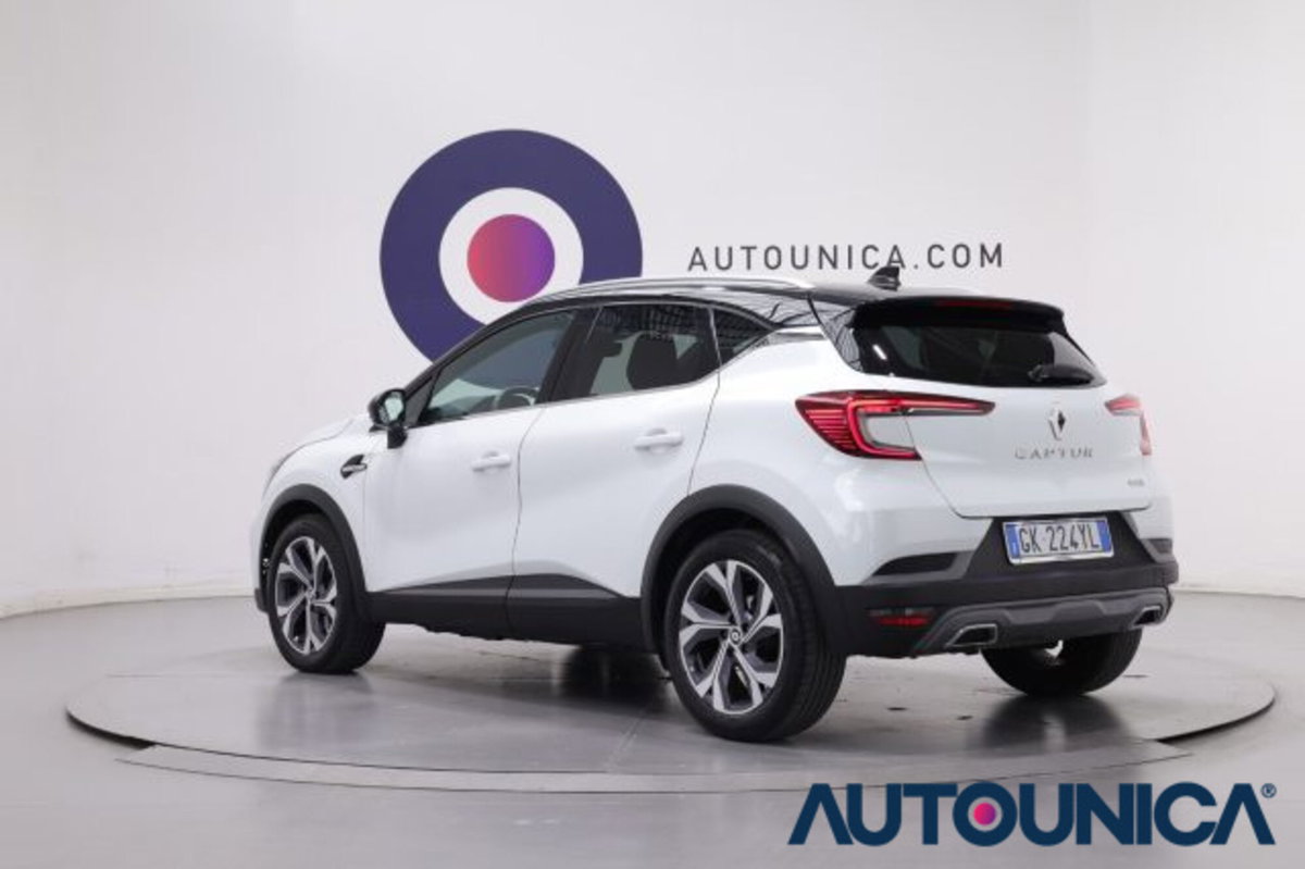 Renault Captur Full Hybrid E-Tech 145 CV RS Line (16)