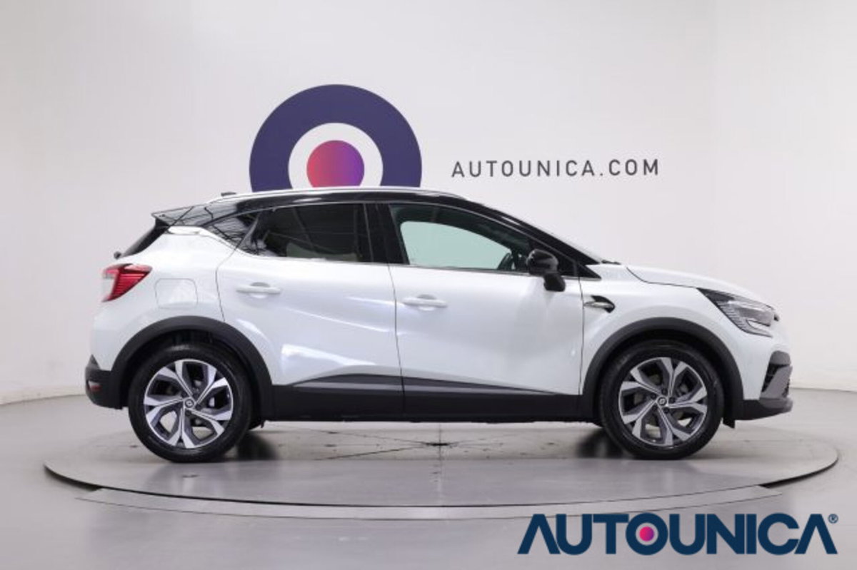 Renault Captur Full Hybrid E-Tech 145 CV RS Line (4)