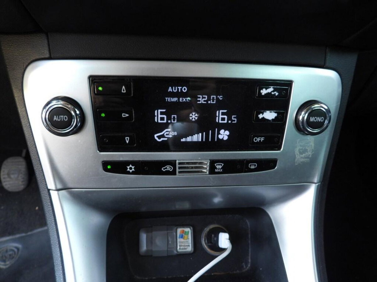 Lancia Delta 1.6 MJT DPF Platino (11)
