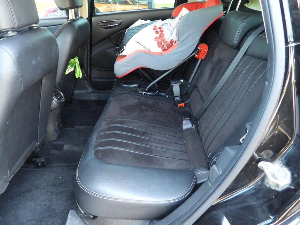 Lancia Delta 1.6 MJT DPF Platino (13)