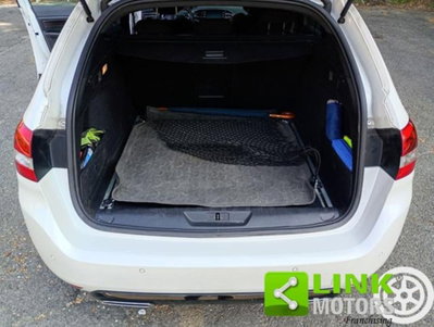 Peugeot 308 SW BlueHDi 120 S&S EAT6 GT Line (9)