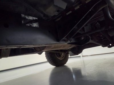 Land Rover Defender 110 2.4 TD4 Station Wagon SE (14)