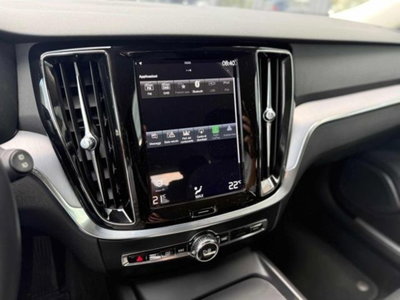 Volvo V60 B4 Geartronic Momentum Business Pro (11)