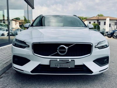 Volvo V60 B4 Geartronic Momentum Business Pro (2)
