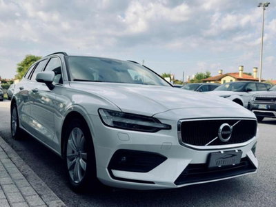 Volvo V60 B4 Geartronic Momentum Business Pro (3)