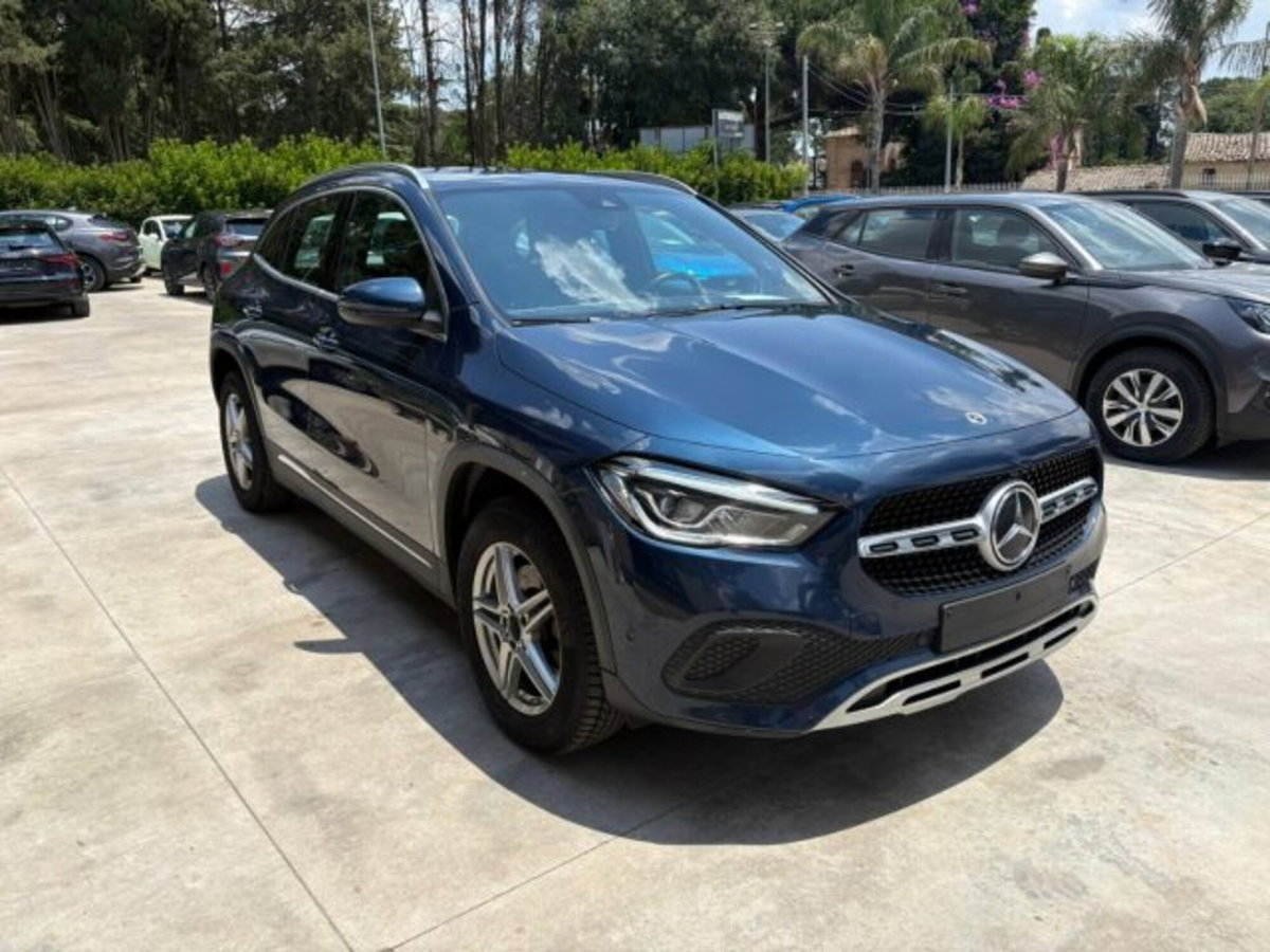 Mercedes-Benz GLA SUV 200 d Automatic Executive (4)