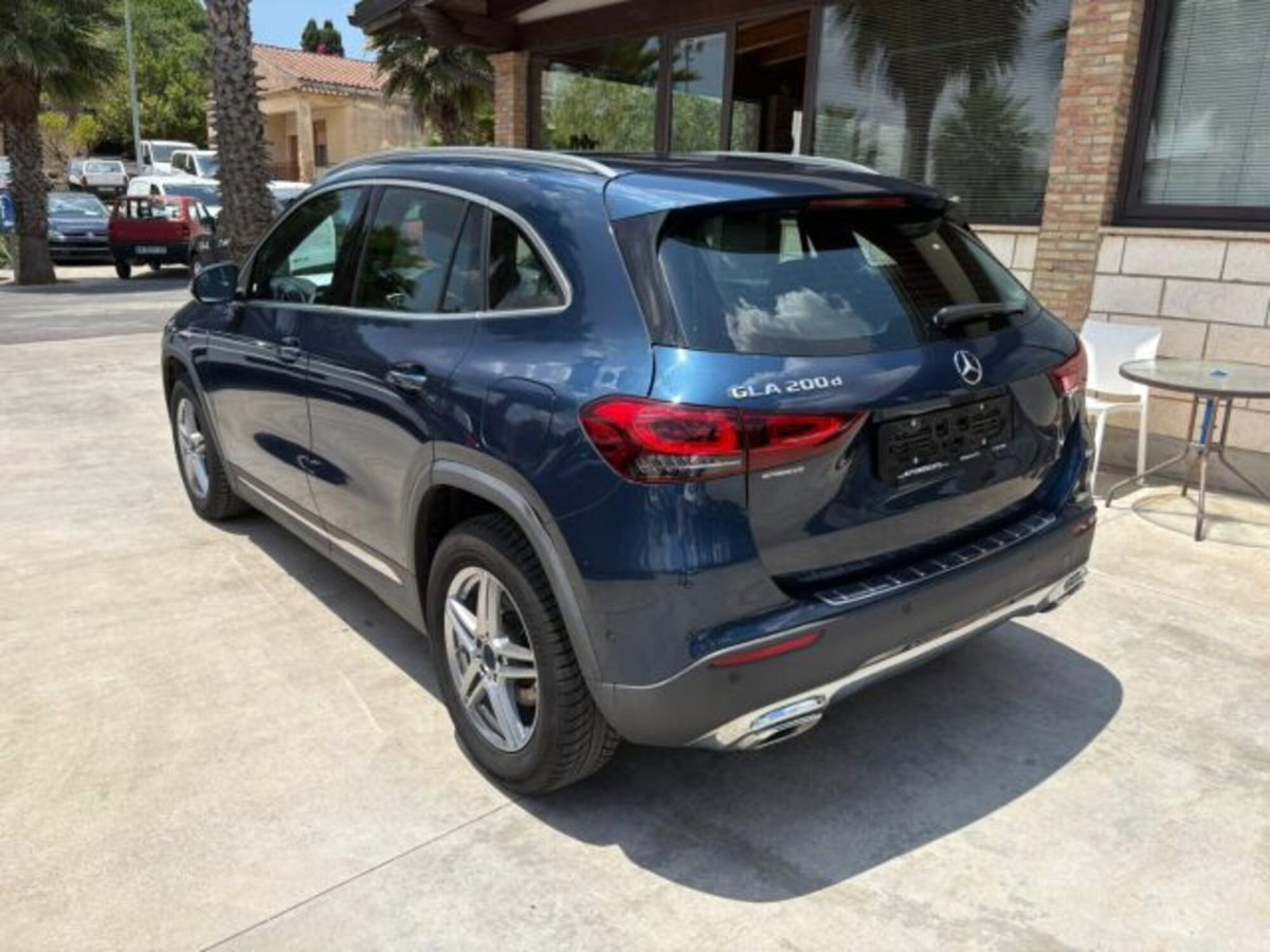 Mercedes-Benz GLA SUV 200 d Automatic Executive (7)