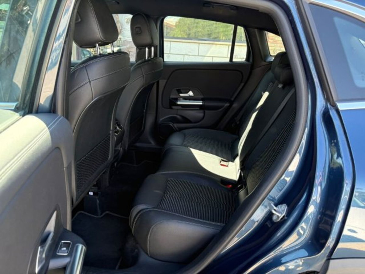 Mercedes-Benz GLA SUV 200 d Automatic Executive (9)