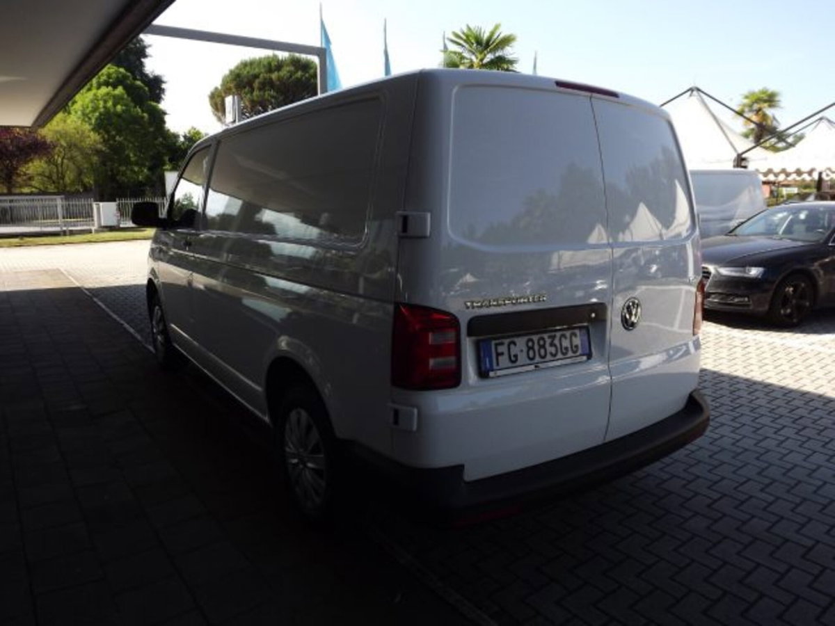 Volkswagen Veicoli Commerciali Transporter Furgone 2.0 TDI 102CV PC Furgone (3)